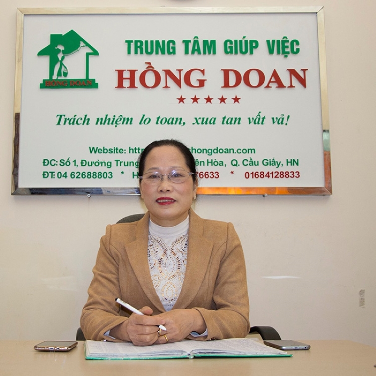 Cô Hồng Doan - Giám đốc trung tâm giúp việc Hồng Doan
